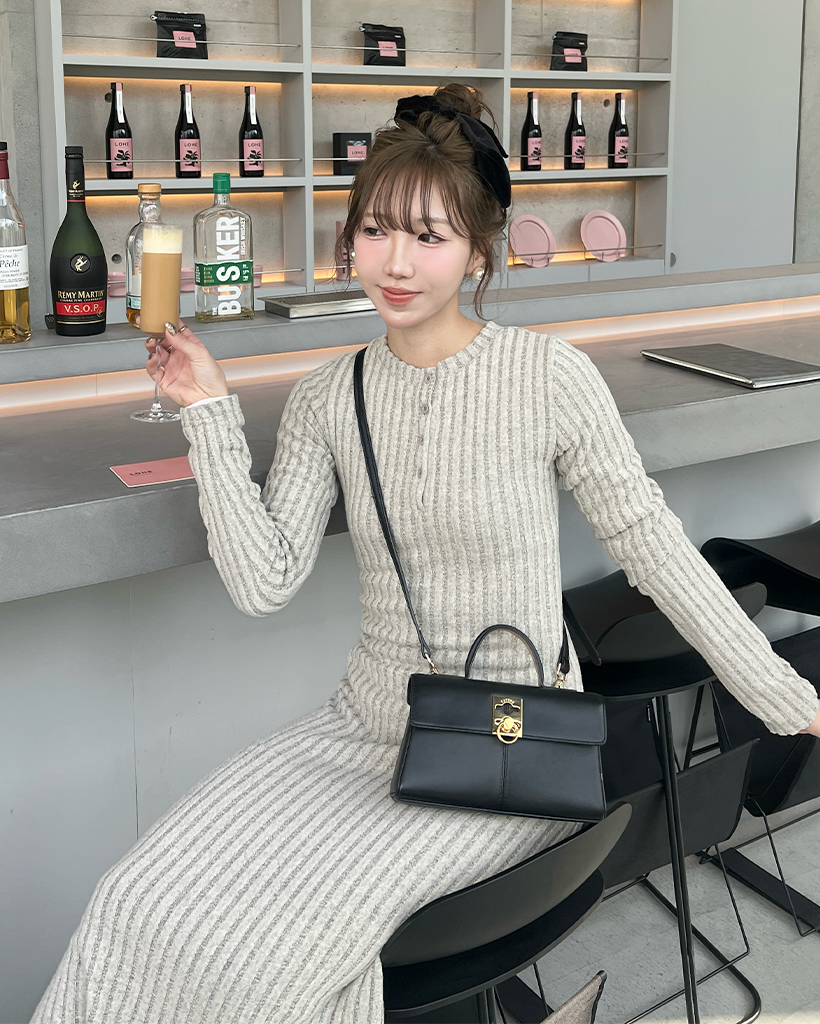 ボタンポイントリブロングワンピース