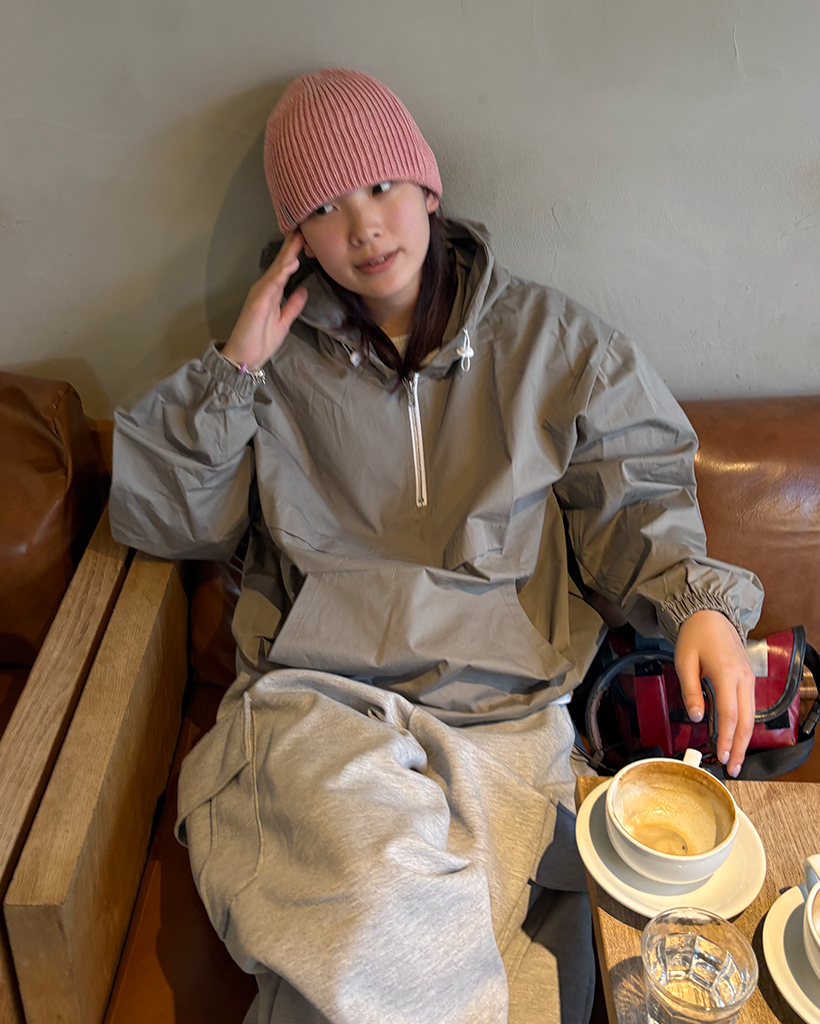 （ユニセックス）ストリングフードアノラック