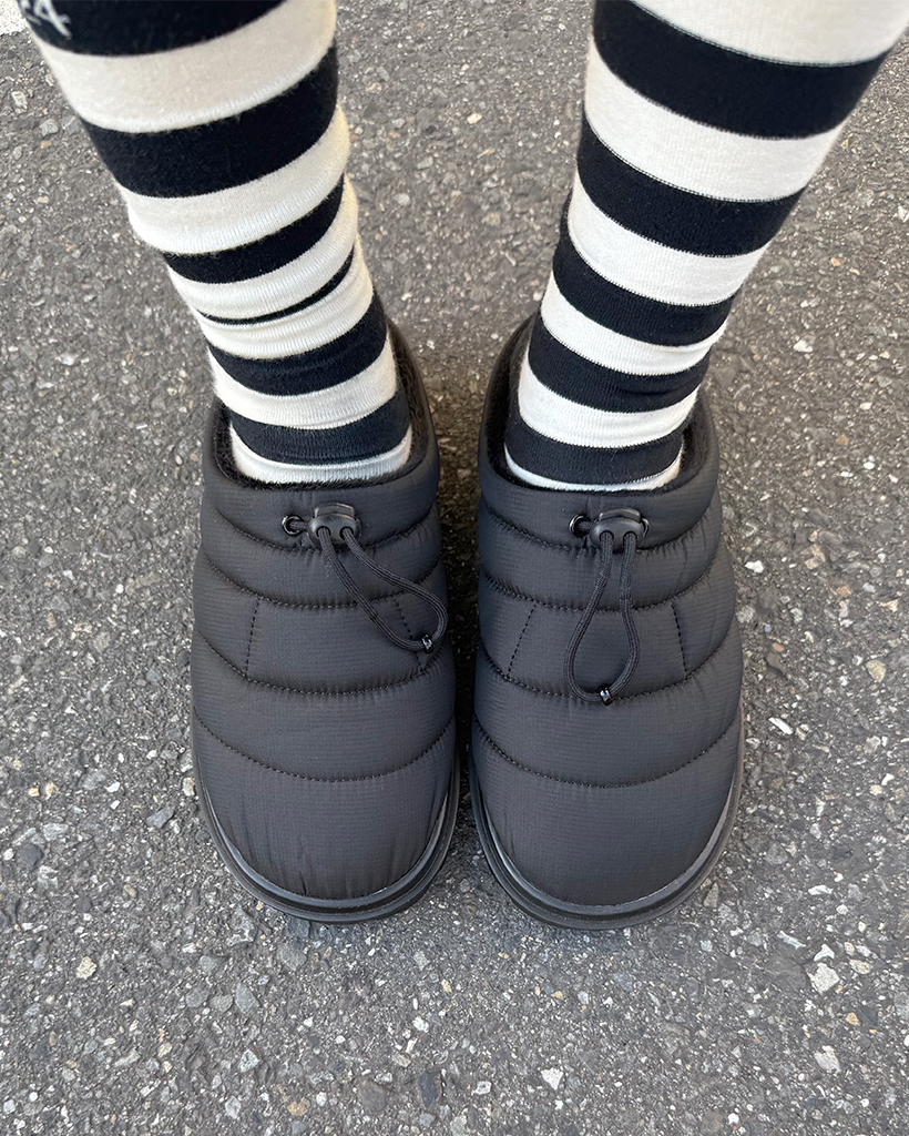 ドローストリング中綿サンダル