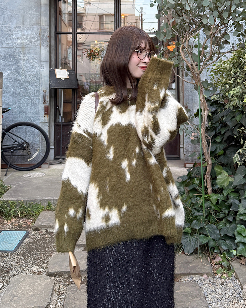 プリント柄ルーズニット