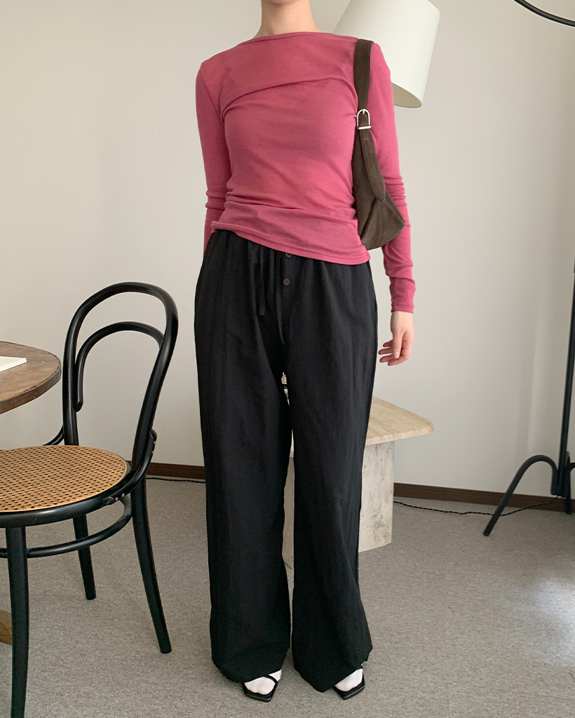 ボタンポイントワイドイージーパンツ