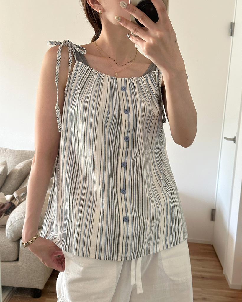 ストライプボタンブラウス