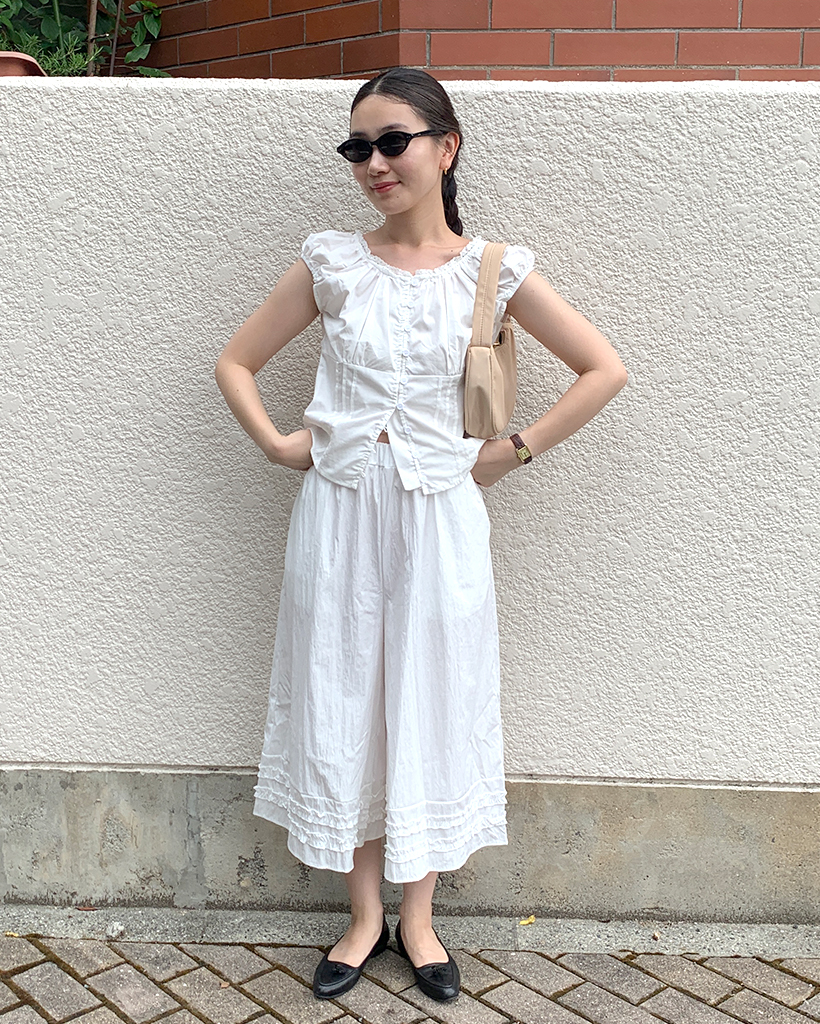 裾フリルカプリパンツ | ファッション通販サイト NUGU