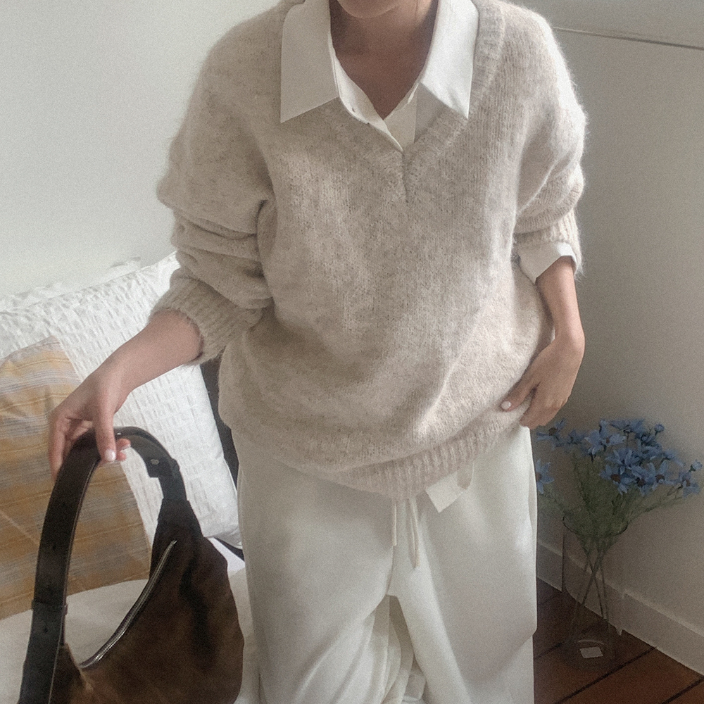 ウールボカシVネックニット