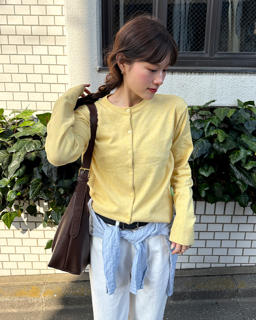 ショートクルーネックカーディガン