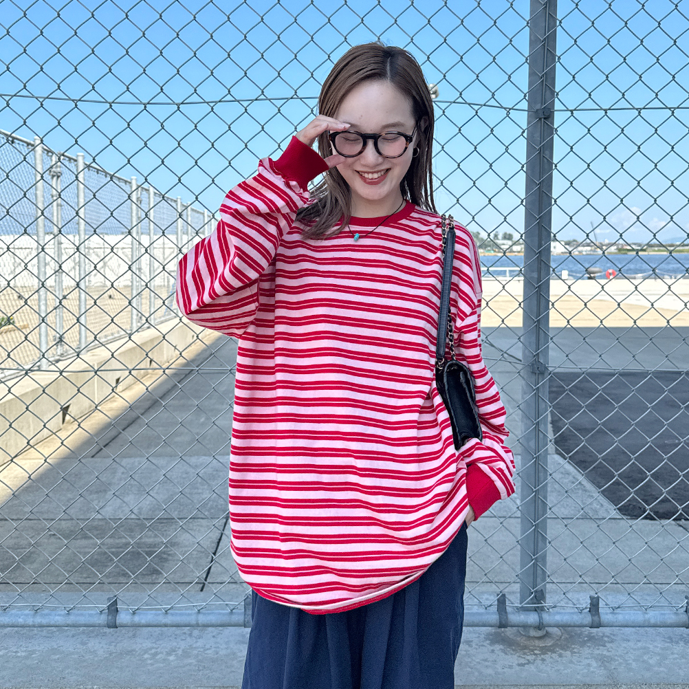 オーバーフィットボーダー長袖Tシャツ