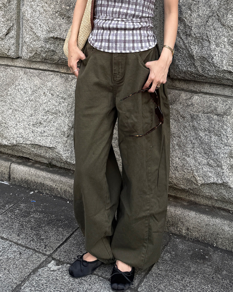 サイドピンタックワイドパンツ | ファッション通販サイト NUGU