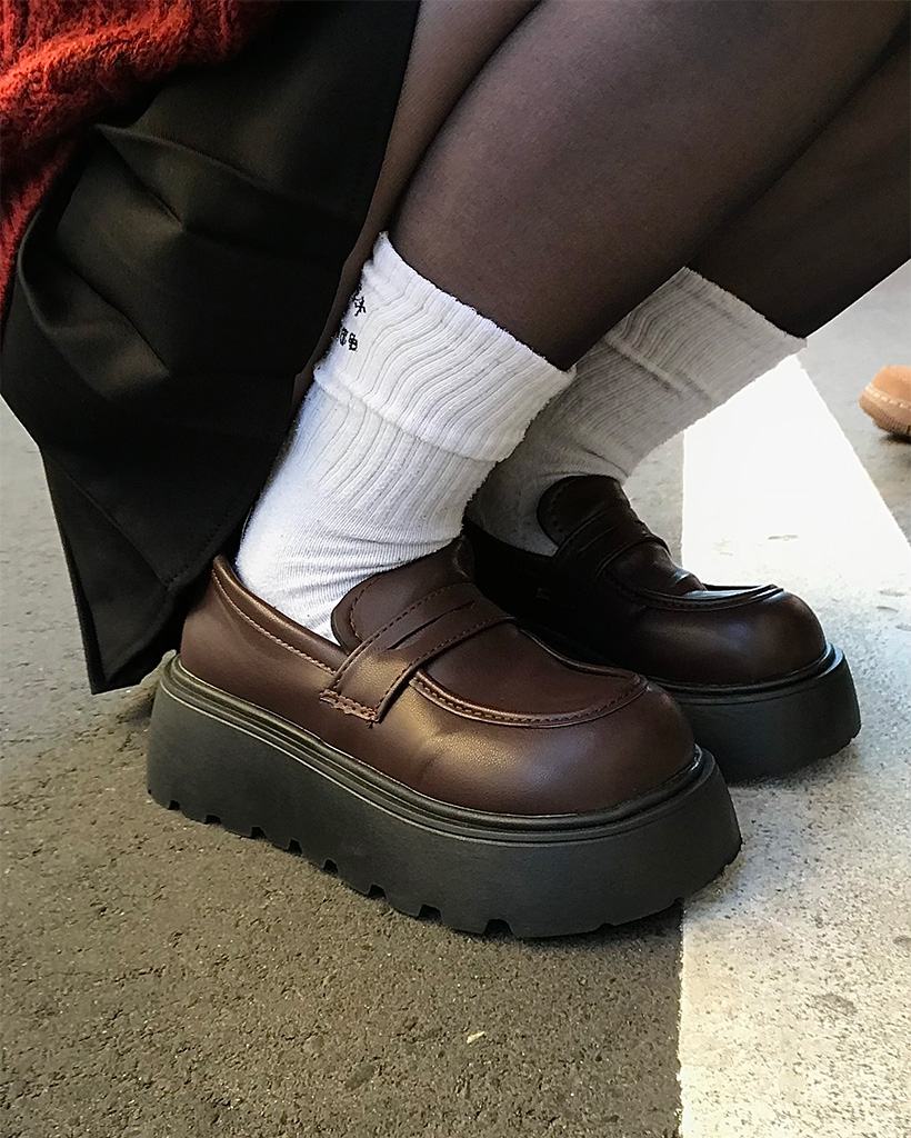 プラットフォームローファー