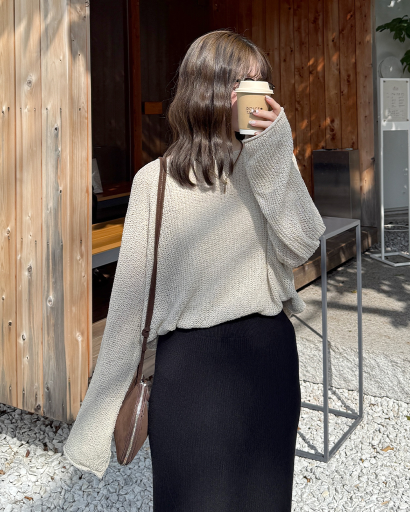 ルーズフィットベーシックニット