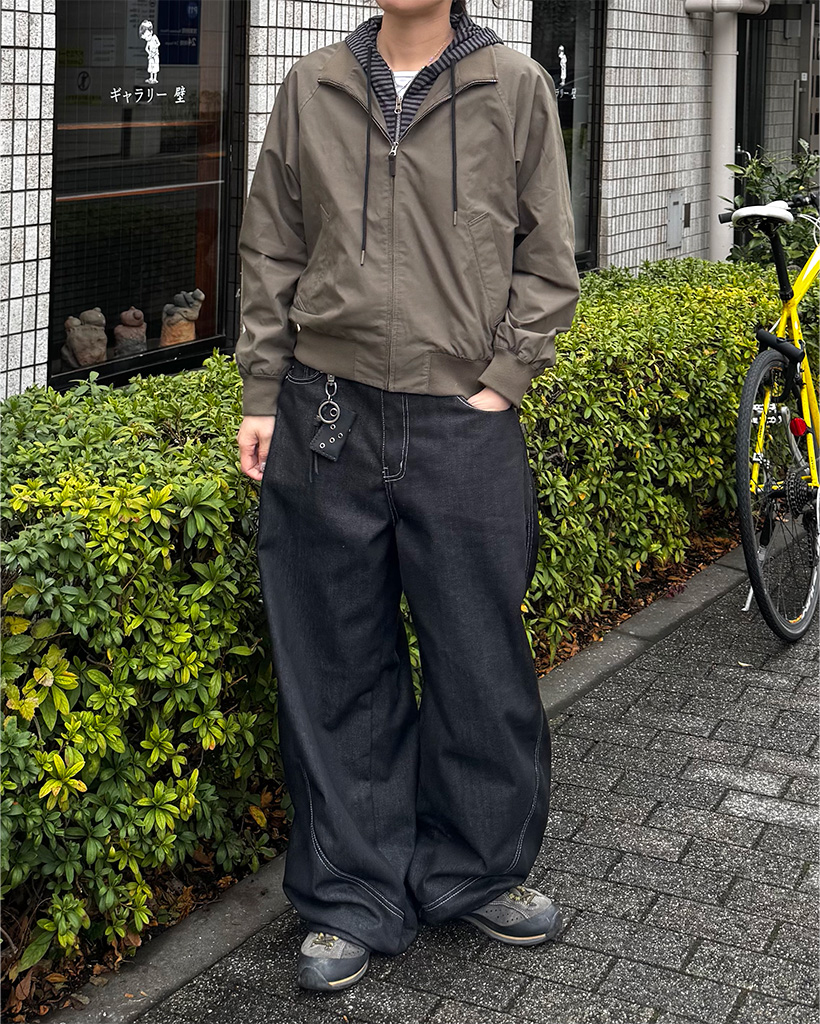 （ユニセックス）切替バルーンデニムパンツ