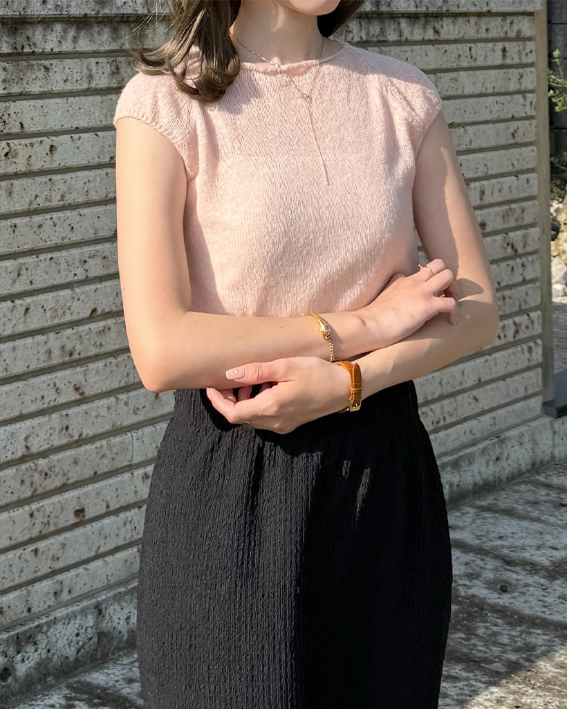 シンプルサマー半袖ニット