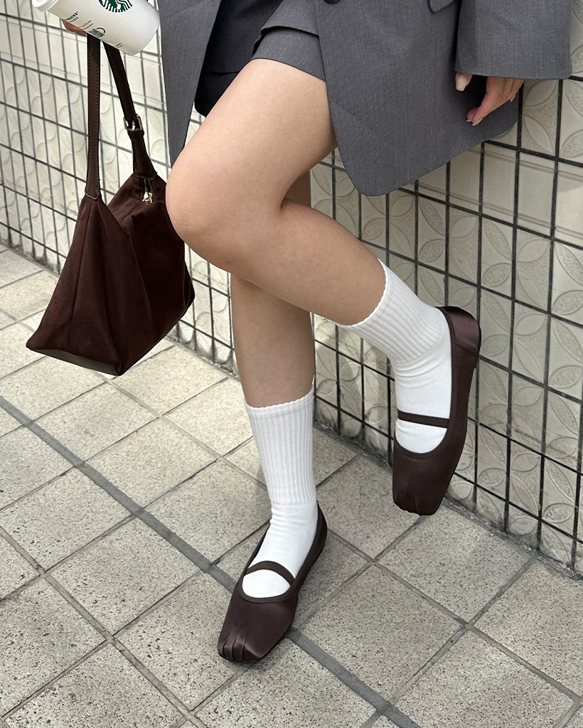 サテンスクエアメリージェーン