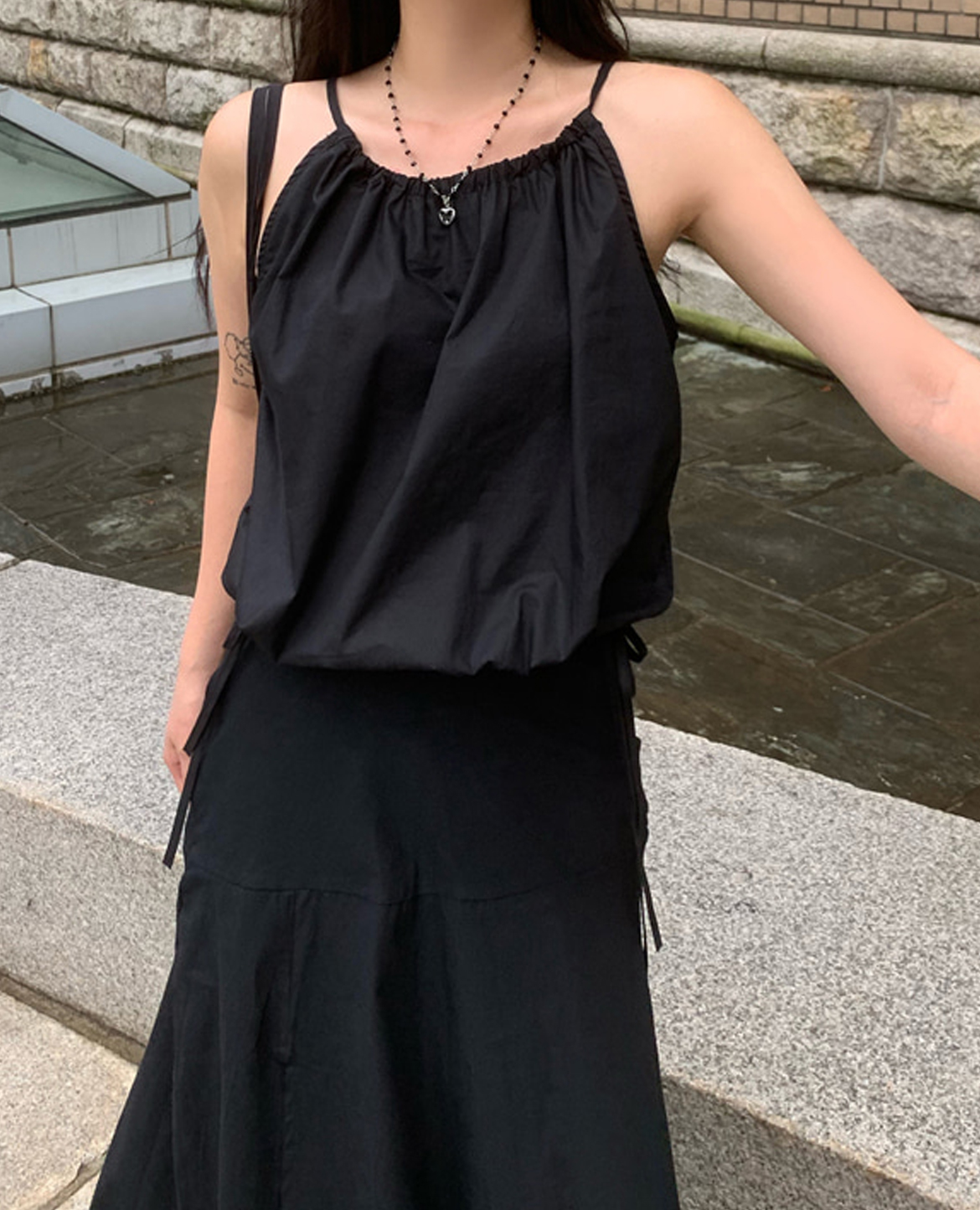 ブラックノースリーブトップス　NITTO ストリングホルターノースリーブ | ファッション通販サイト NUGU