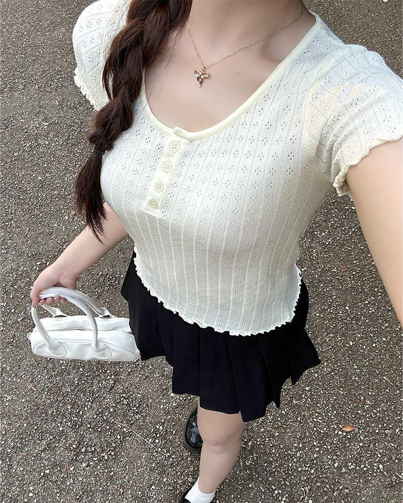 パンチングボタンハーフスリーブニット | ファッション通販