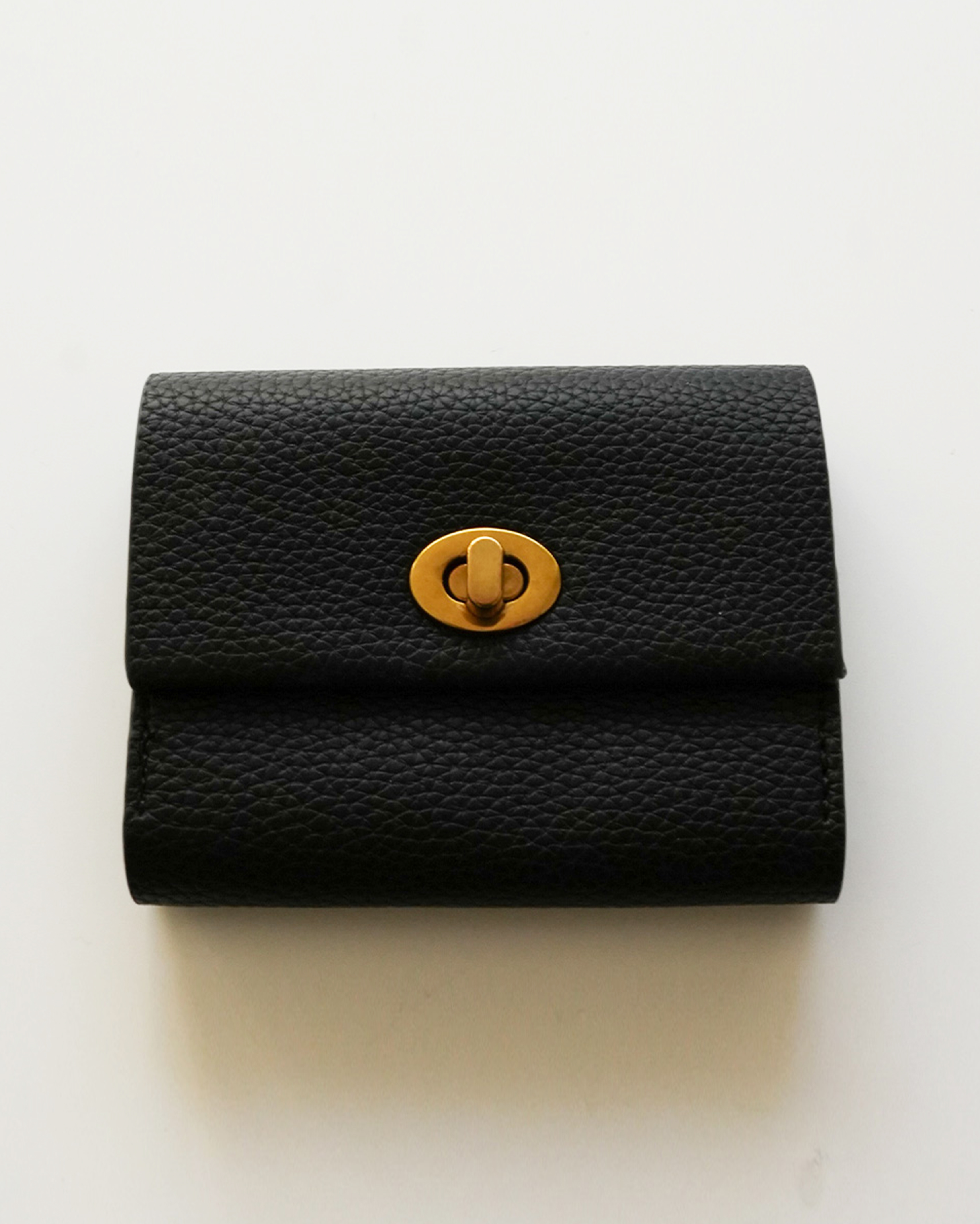 【NICE GHOST CLUB】Three Star stud 財布 BAG★韓国で人気 3STAR STUD MINI WALLET BAG[BROWN] | ファッション通販サイト NUGU