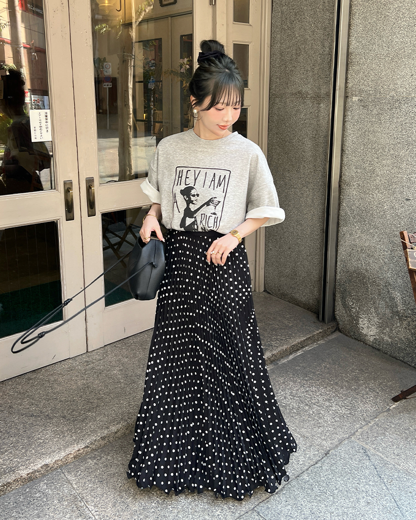 ドットポイントプリーツロングスカート