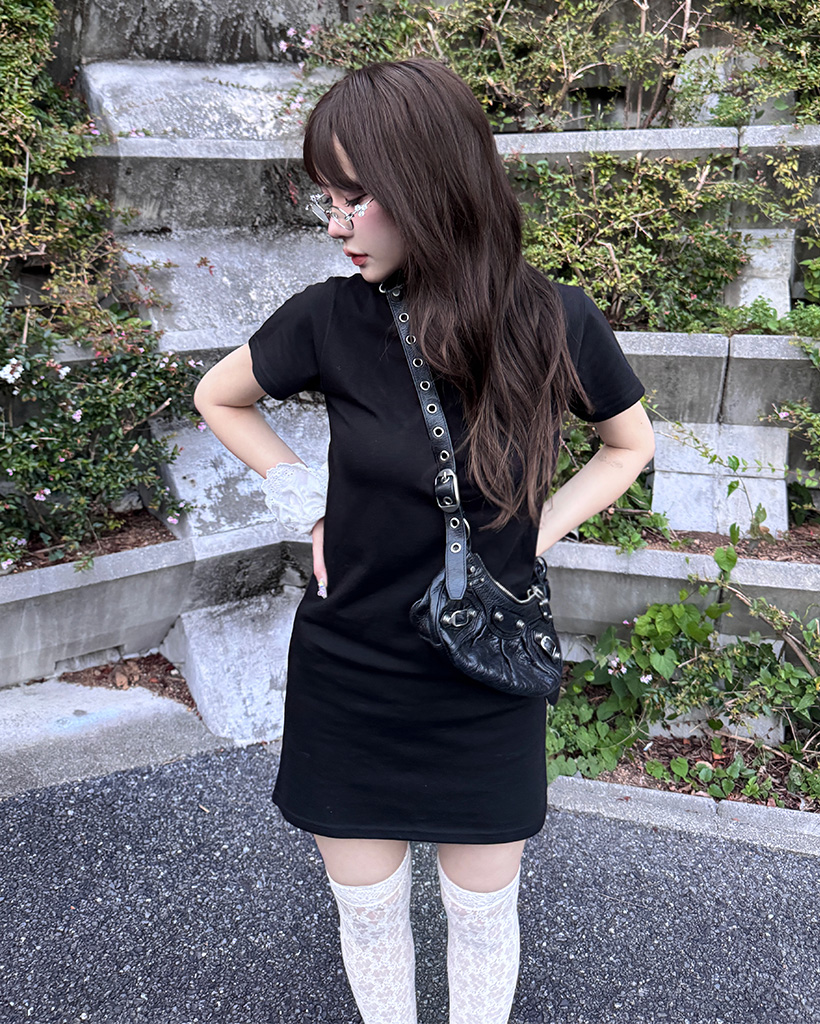 rienda | バイカラーオフショルフレアミニニットワンピース