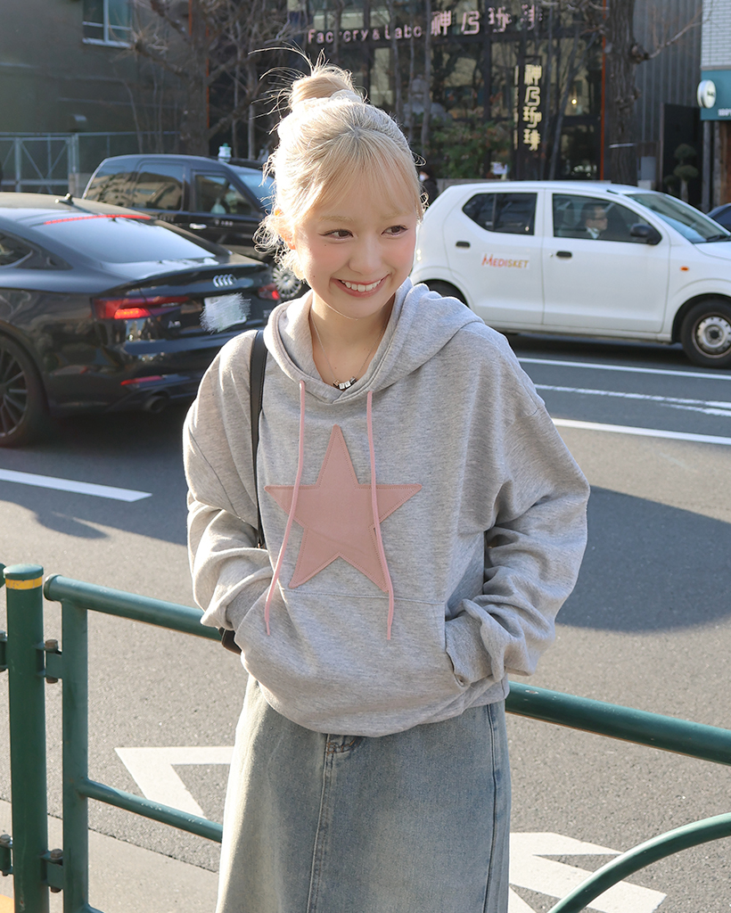 スターパッチポイントセミクロップパーカー