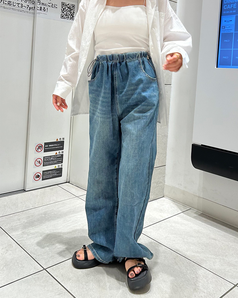 ワイドフィットデニムパンツ