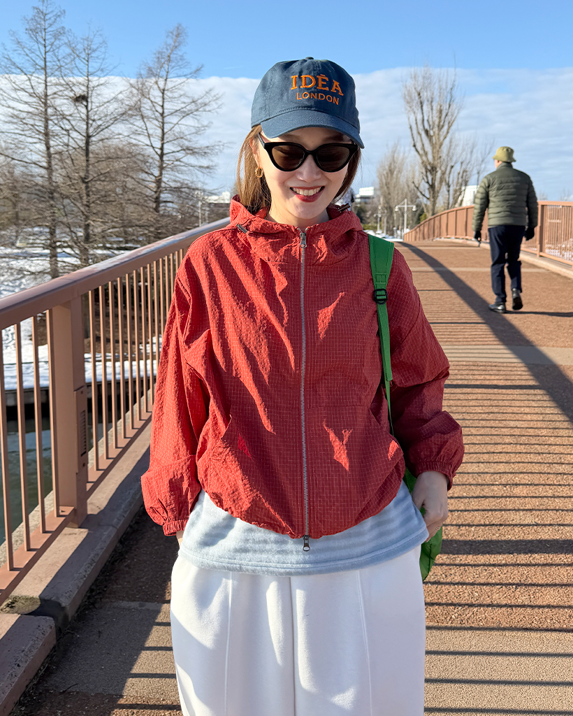 カラフルフードウィンドブレーカー