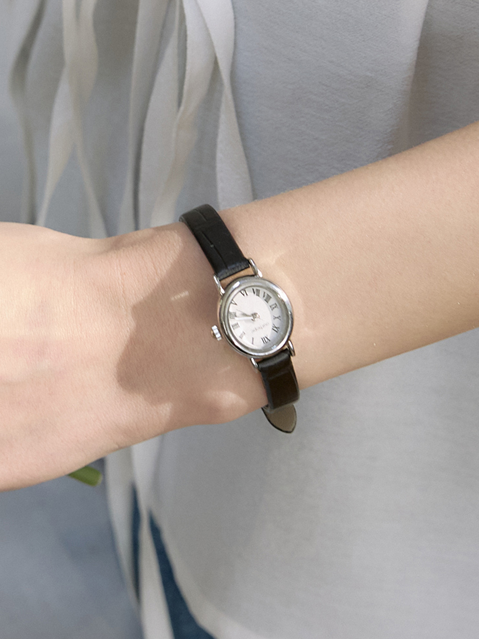 Ellipse Classic Leather Watch - Black