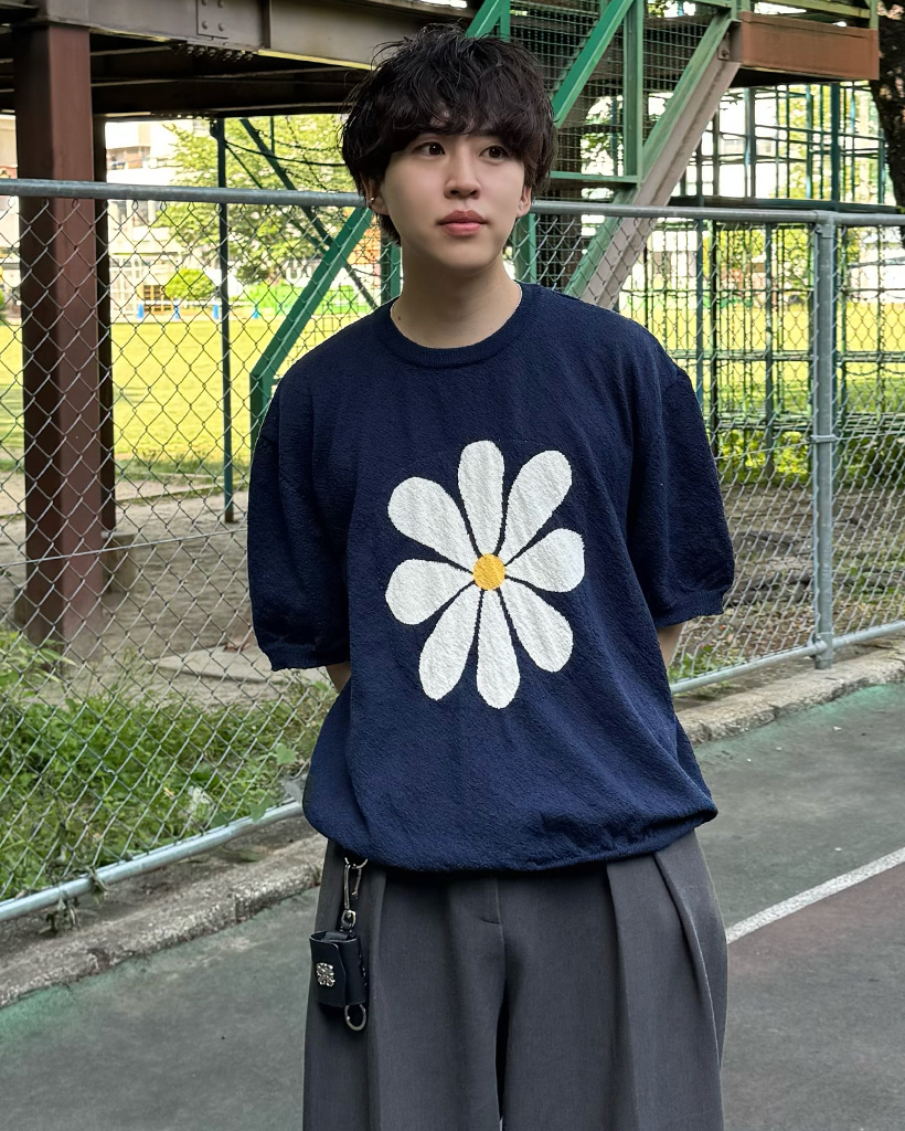 デイジーフラワー半袖ニット
