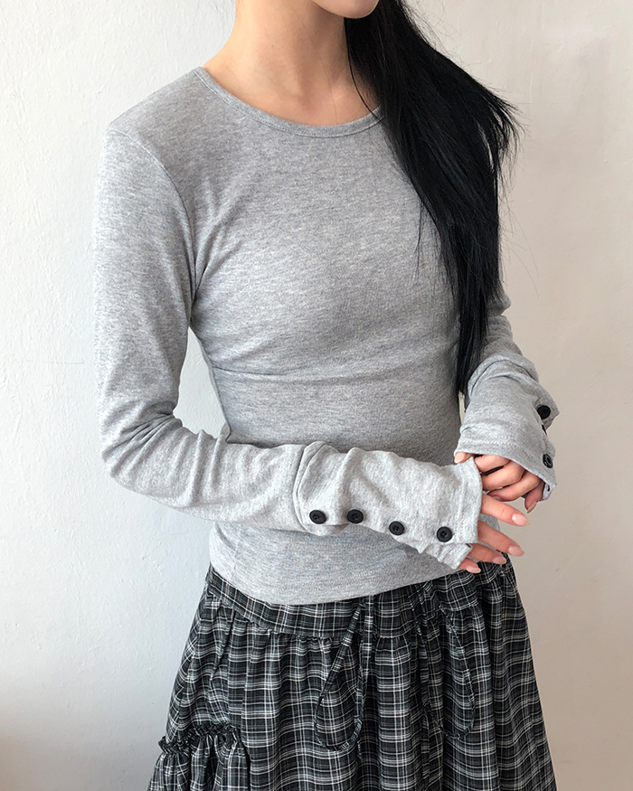 袖ボタン スリムフィット Tシャツ