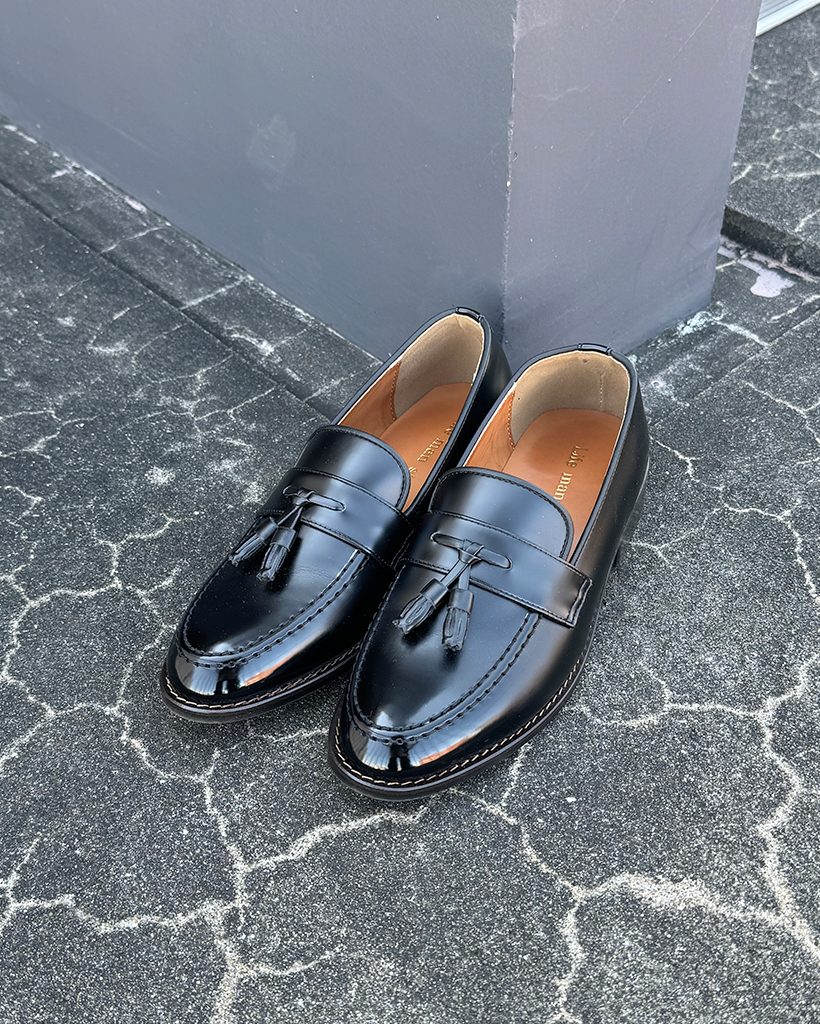 クラシックタッセルローファー