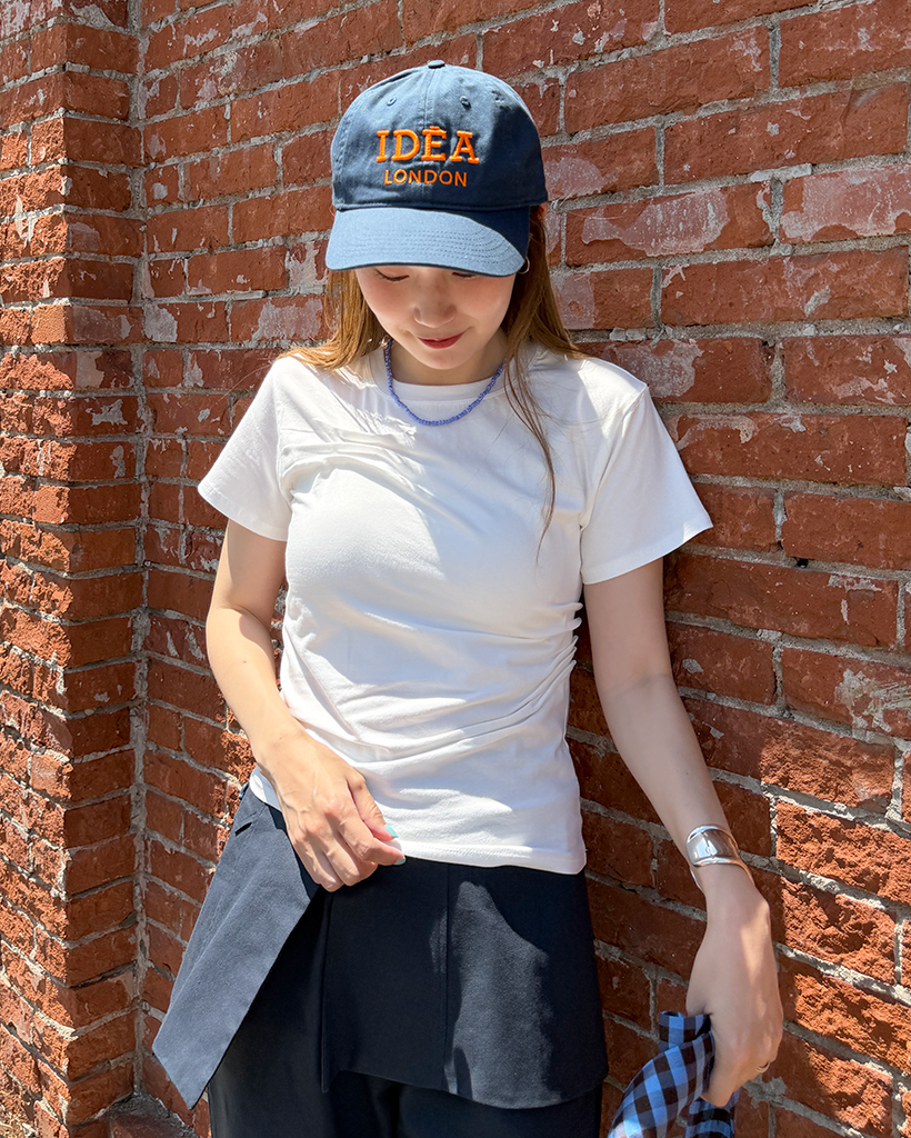 ユニークピンタックセミクロップドフレンチTシャツ