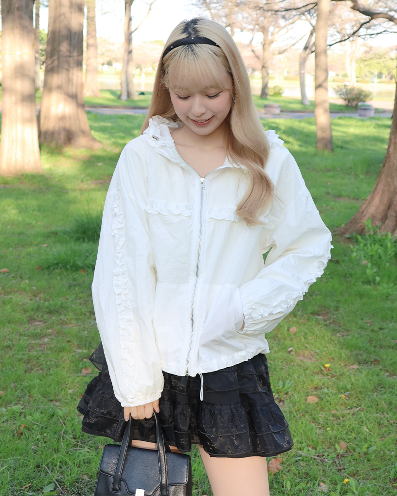 フリルディテールマウンテンパーカー