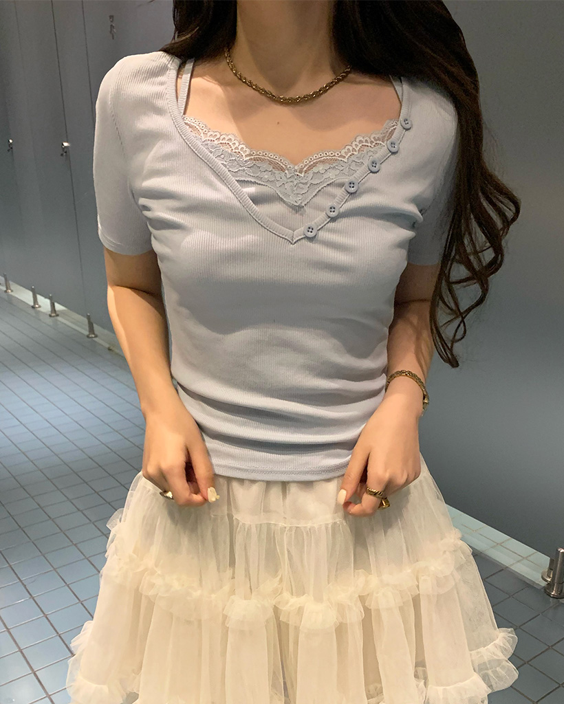 ボタンレースレイヤードTシャツ