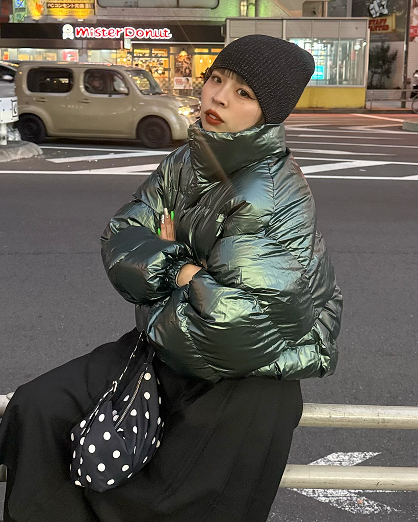 (ユニセックス)グロッシーショートダウンジャケット