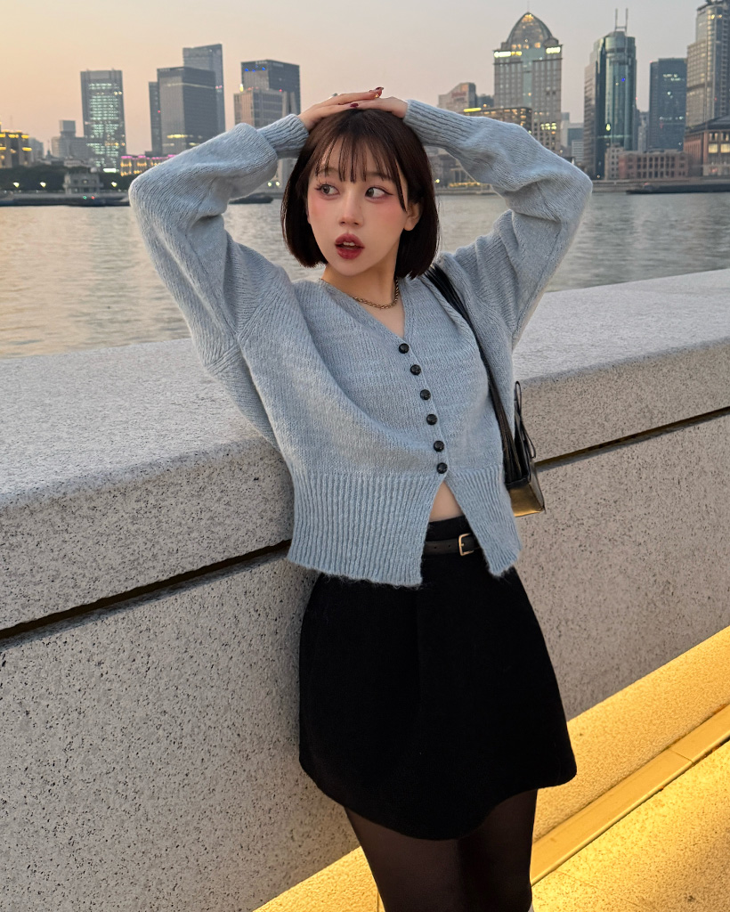 起毛Vネッククロップドニットカーディガン