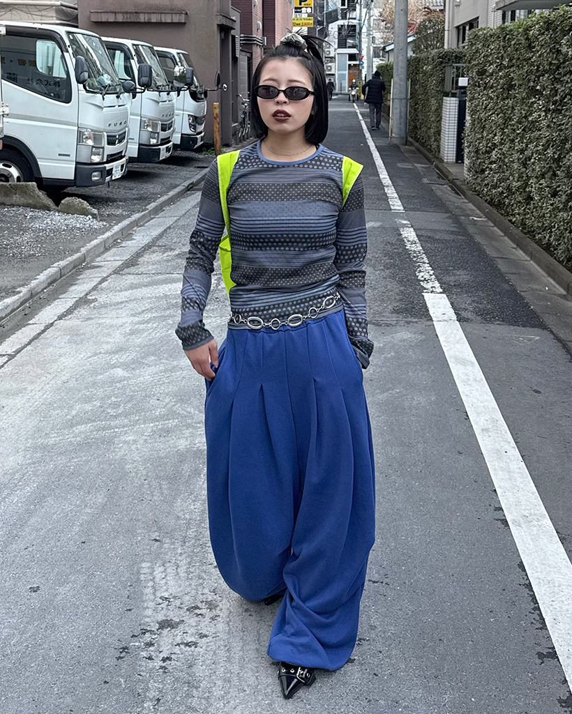 ダーツタックスウェットパンツ