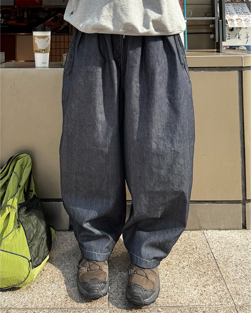 (ユニセックス)ツータック ワイドパンツ