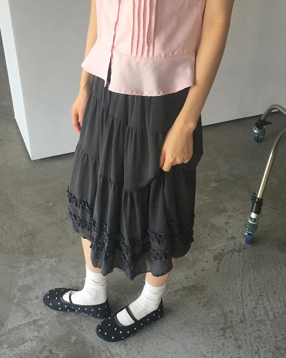 ティアードシースルーフリルミドル丈スカート