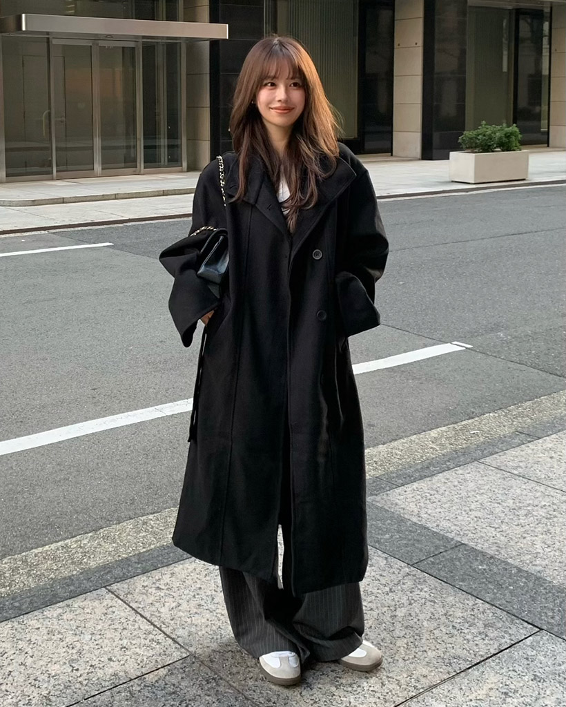 ハイネックウールロングコート