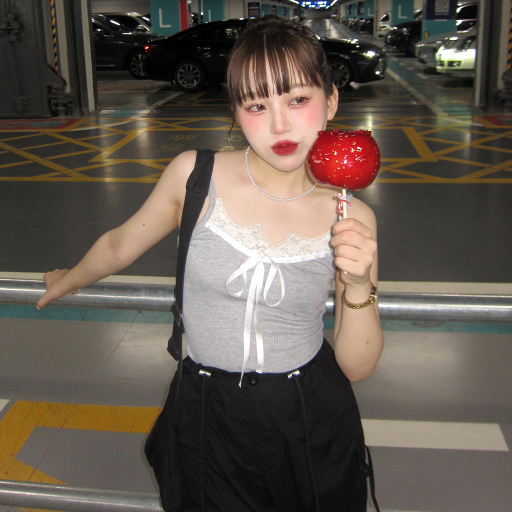 レースリボンキャミソール