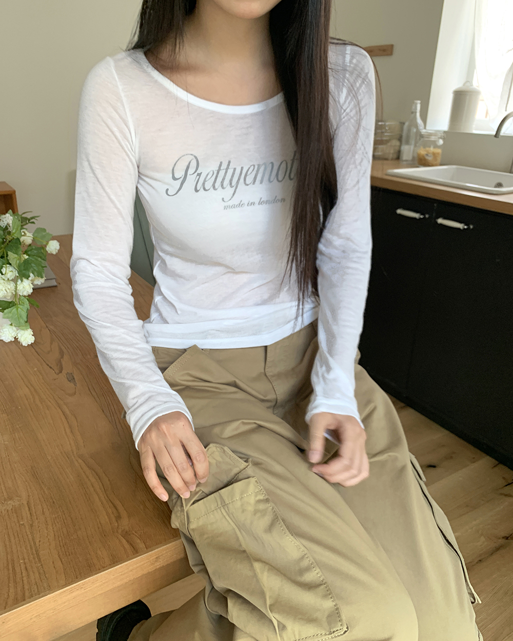 レタリングシースルー長袖Tシャツ