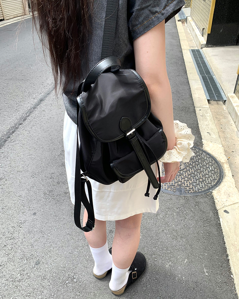 カジュアルバックパック