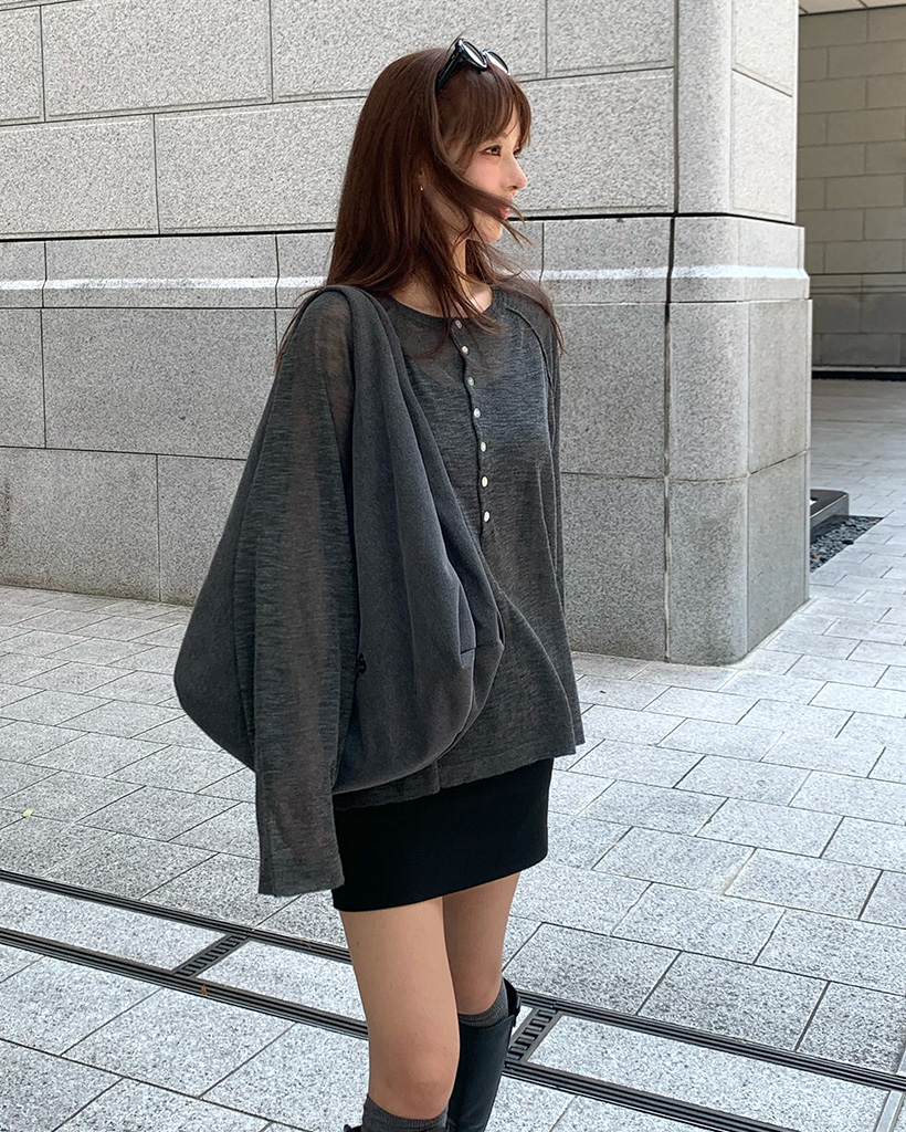 ルーズシースルー長袖Tシャツ