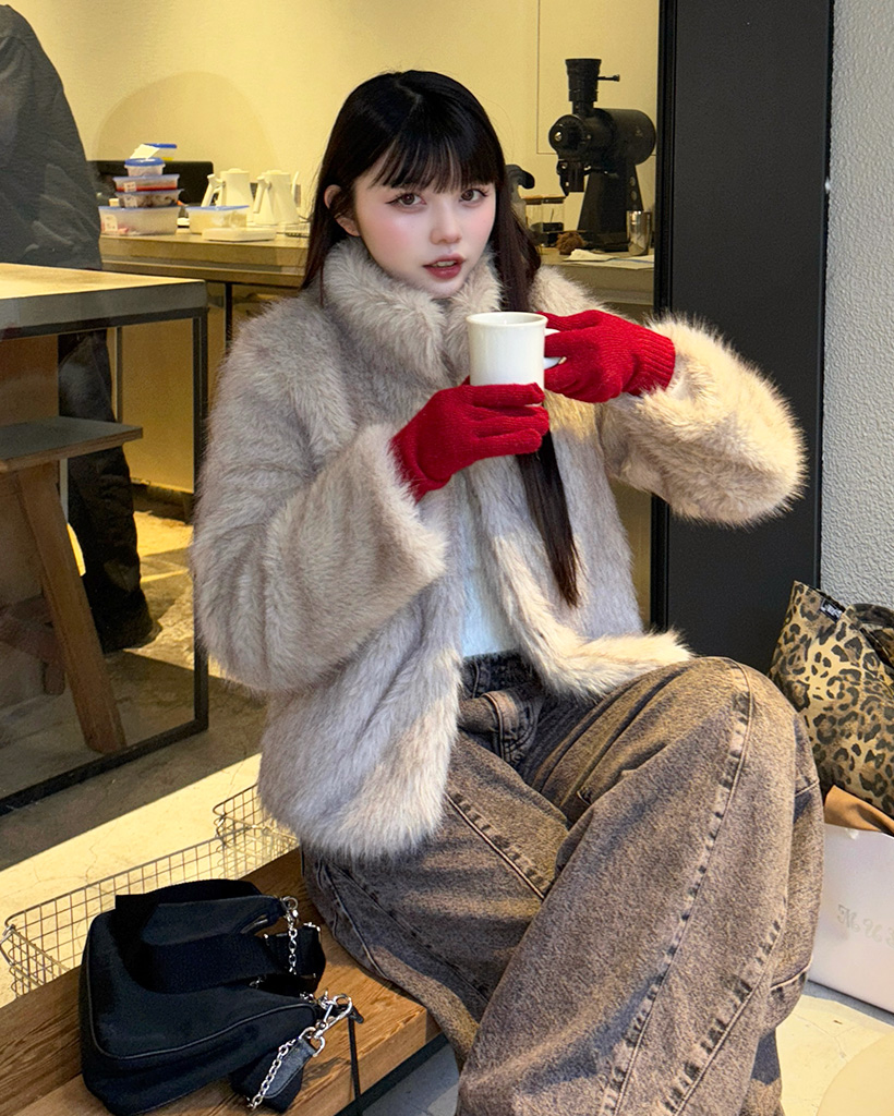 ハイネックファージャケット