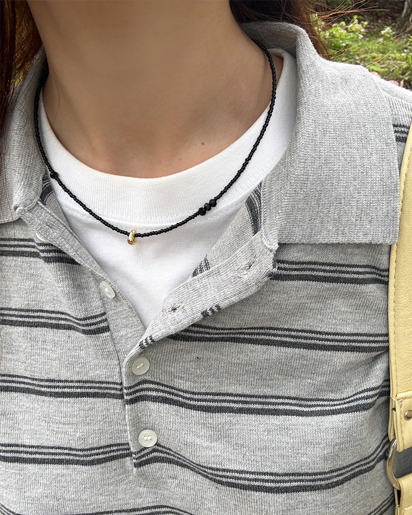 コードビーズネックレス