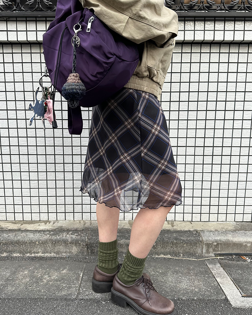 チェックスカラップヘムシフォンスカート