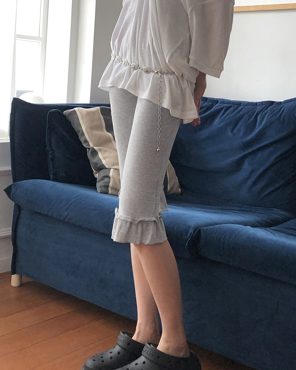 リブフリルカプリパンツ