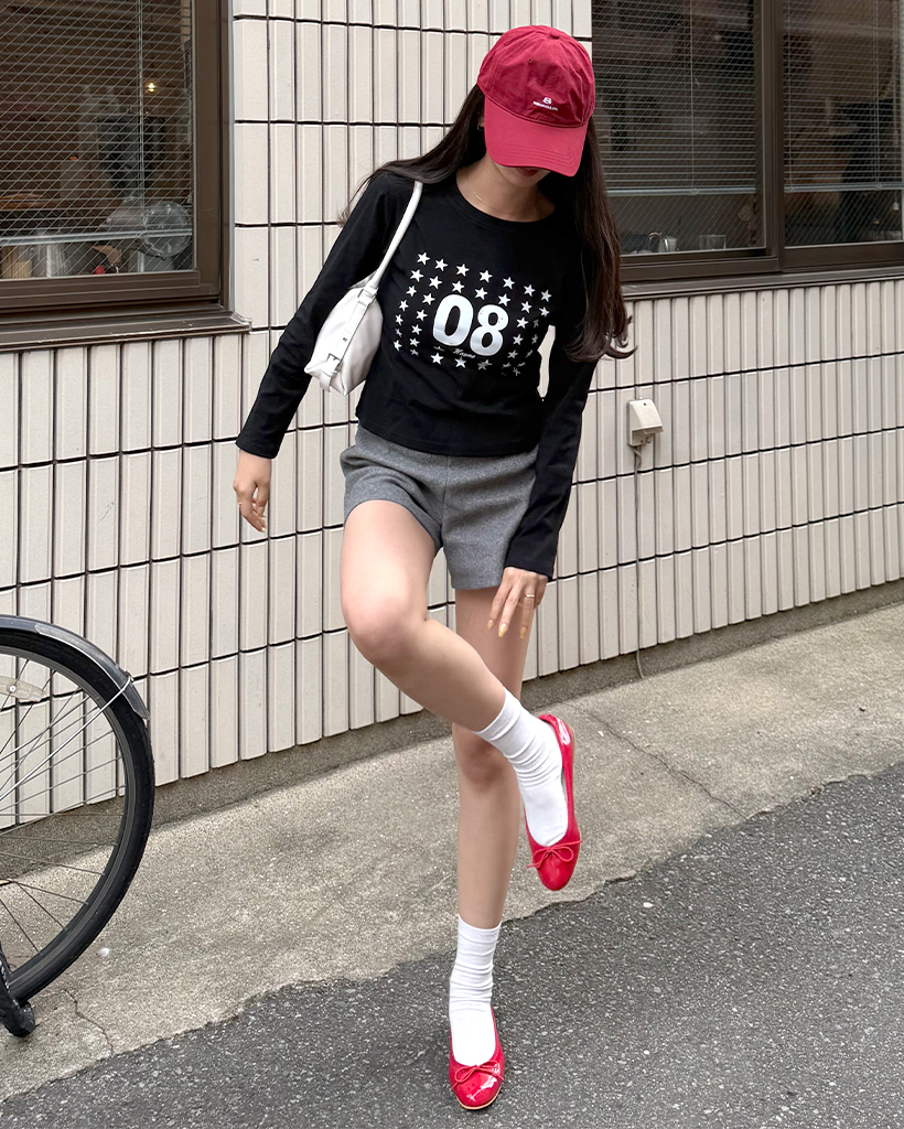 08ポイントスリム長袖Tシャツ