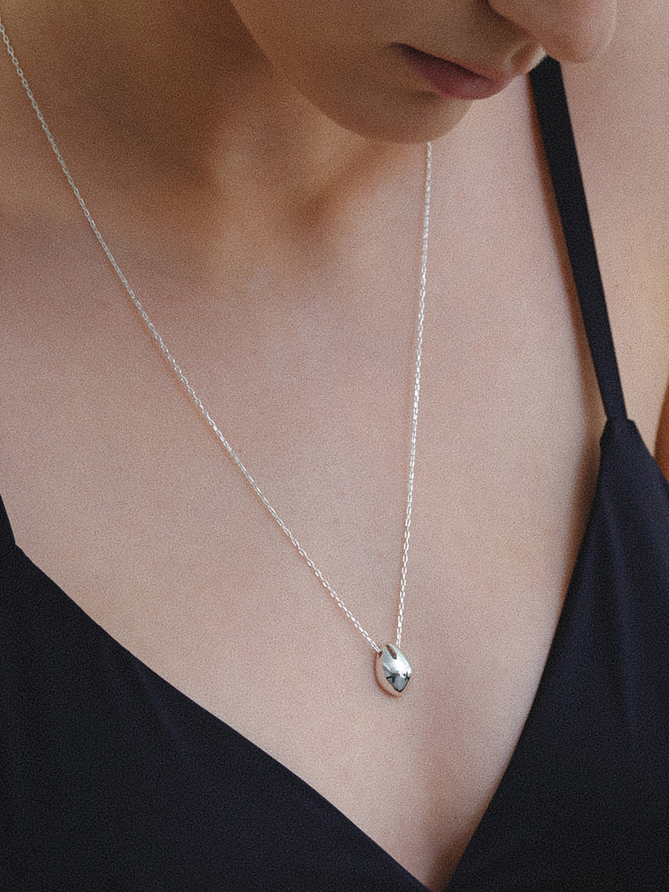 Romance Mini Ribbon Necklace (2color) | ファッション通販