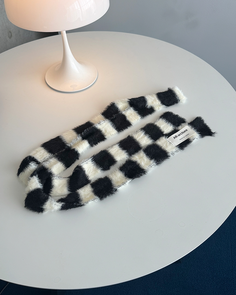 ボーダー柄スリムニットマフラー