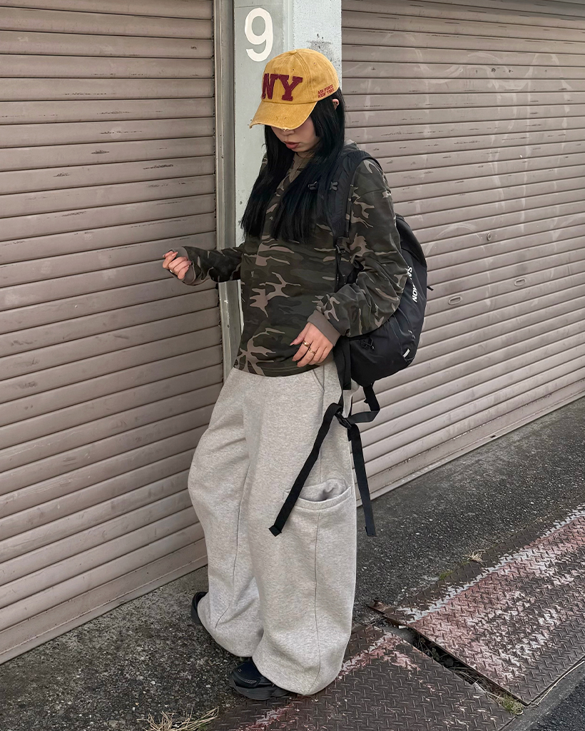 (ユニセックス)ベルトカーゴスウェットパンツ