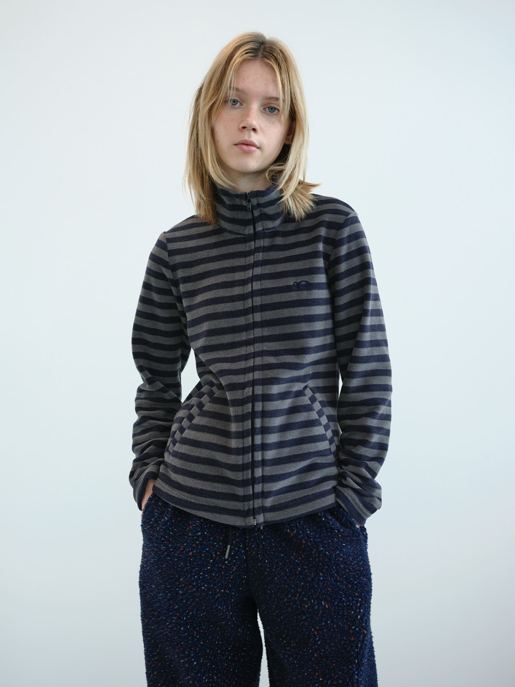 【購入特典】Striped Fleece Zip-up (Navy Grey)